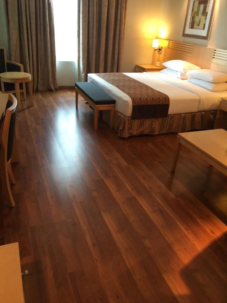L'Arabia Hotel Apartments Абу-Даби Экстерьер фото